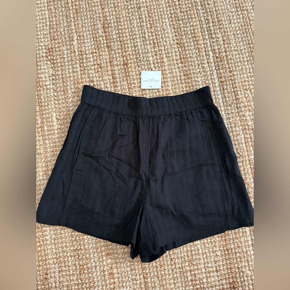 American Eagle High Waisted Shorts NWT